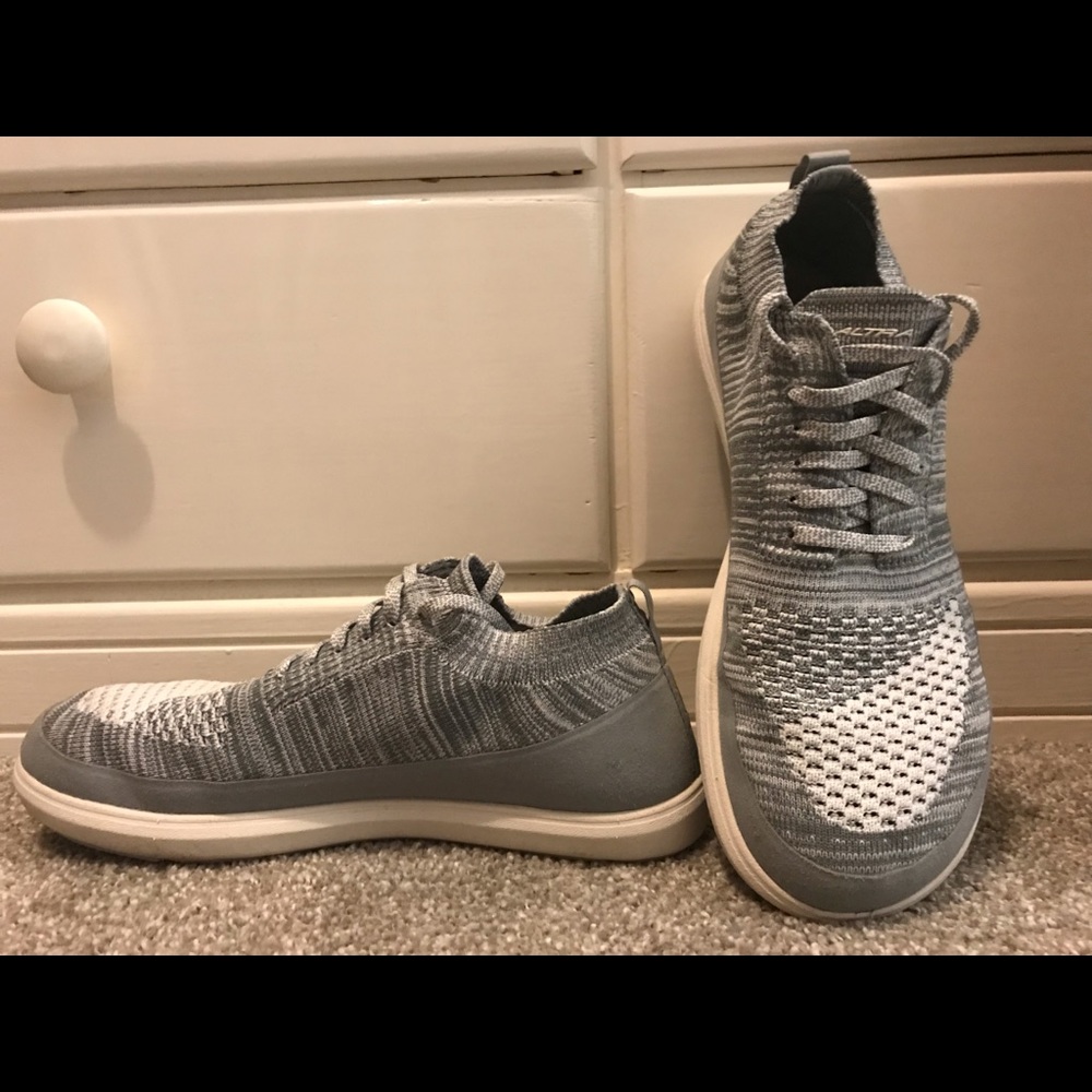 Women’s Altra Vali